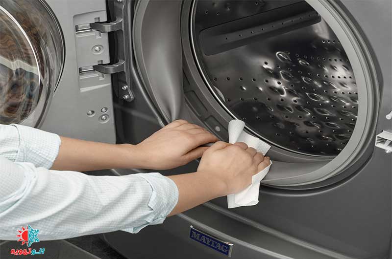 علت آب دادن ماشین لباسشویی خاموش